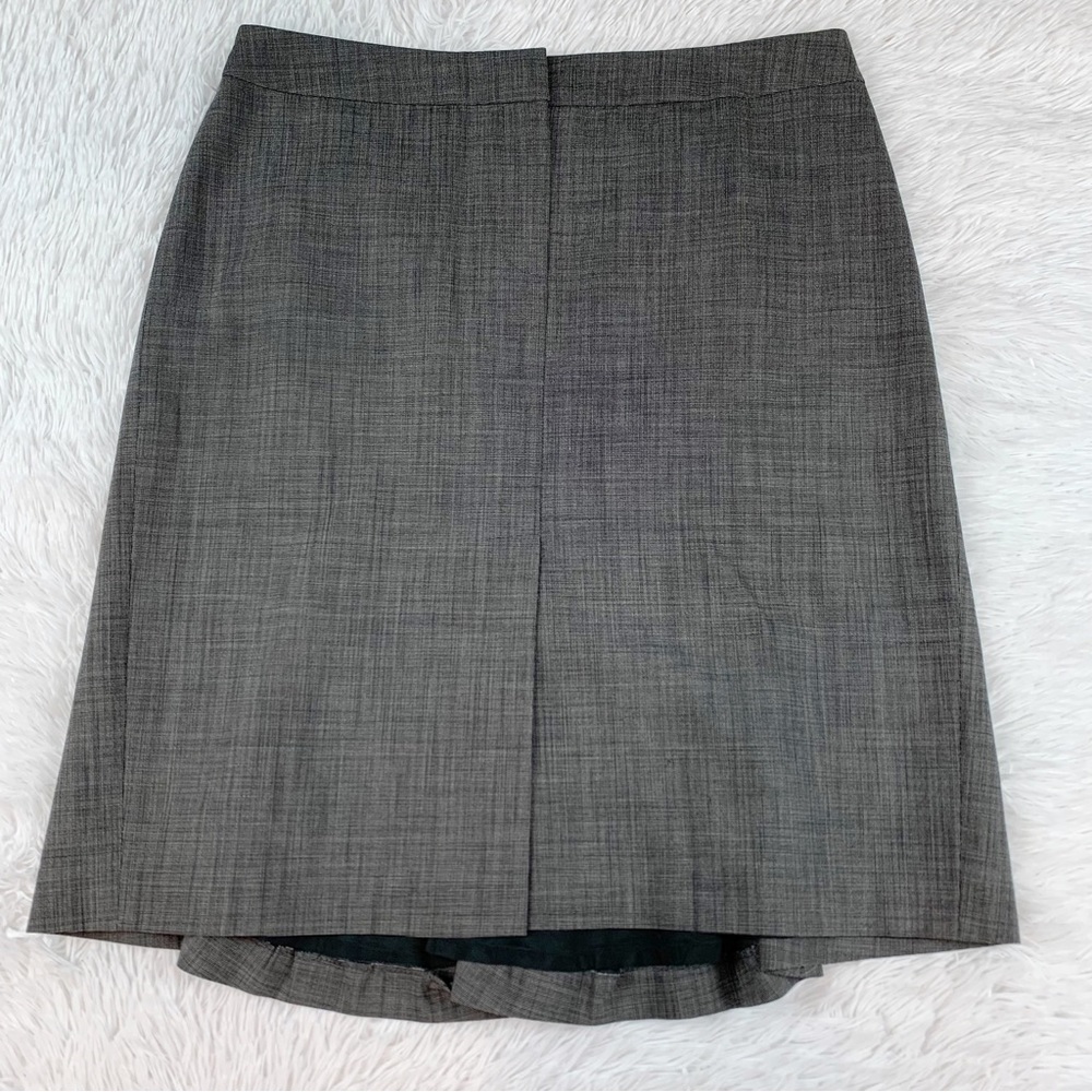 Joseph women's gray wool blend pencil skirt pleated back